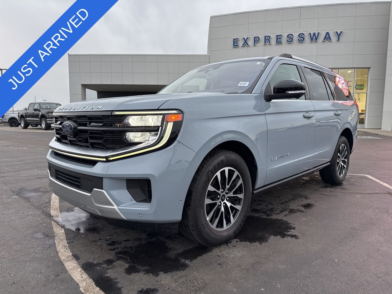 2025 Ford Expedition Platinum