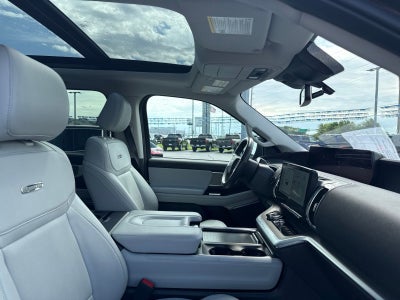 2025 Ford Expedition Platinum