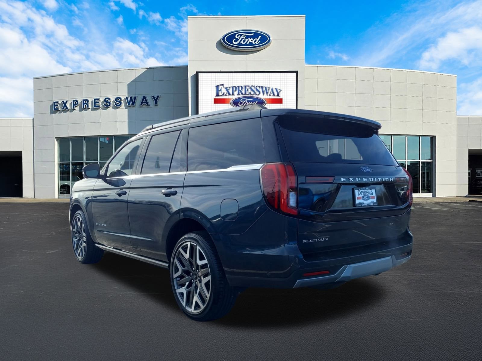 2025 Ford Expedition Platinum