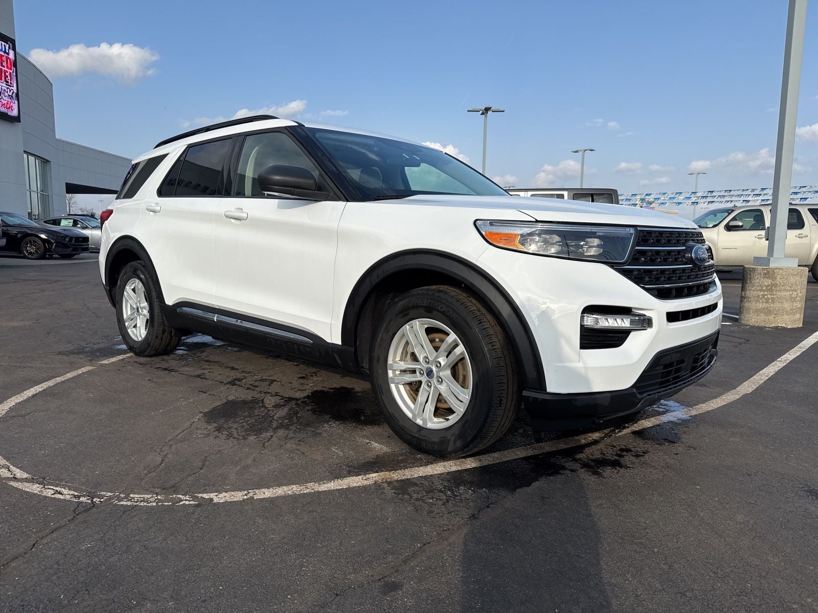 2024 Ford Explorer XLT