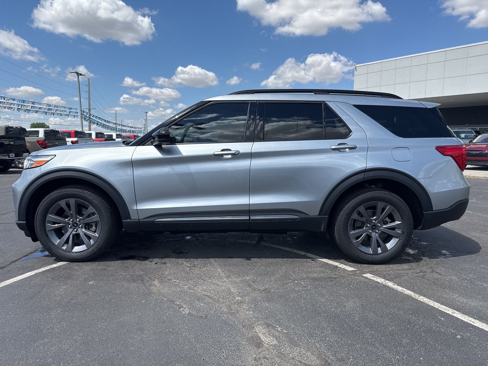 2024 Ford Explorer XLT