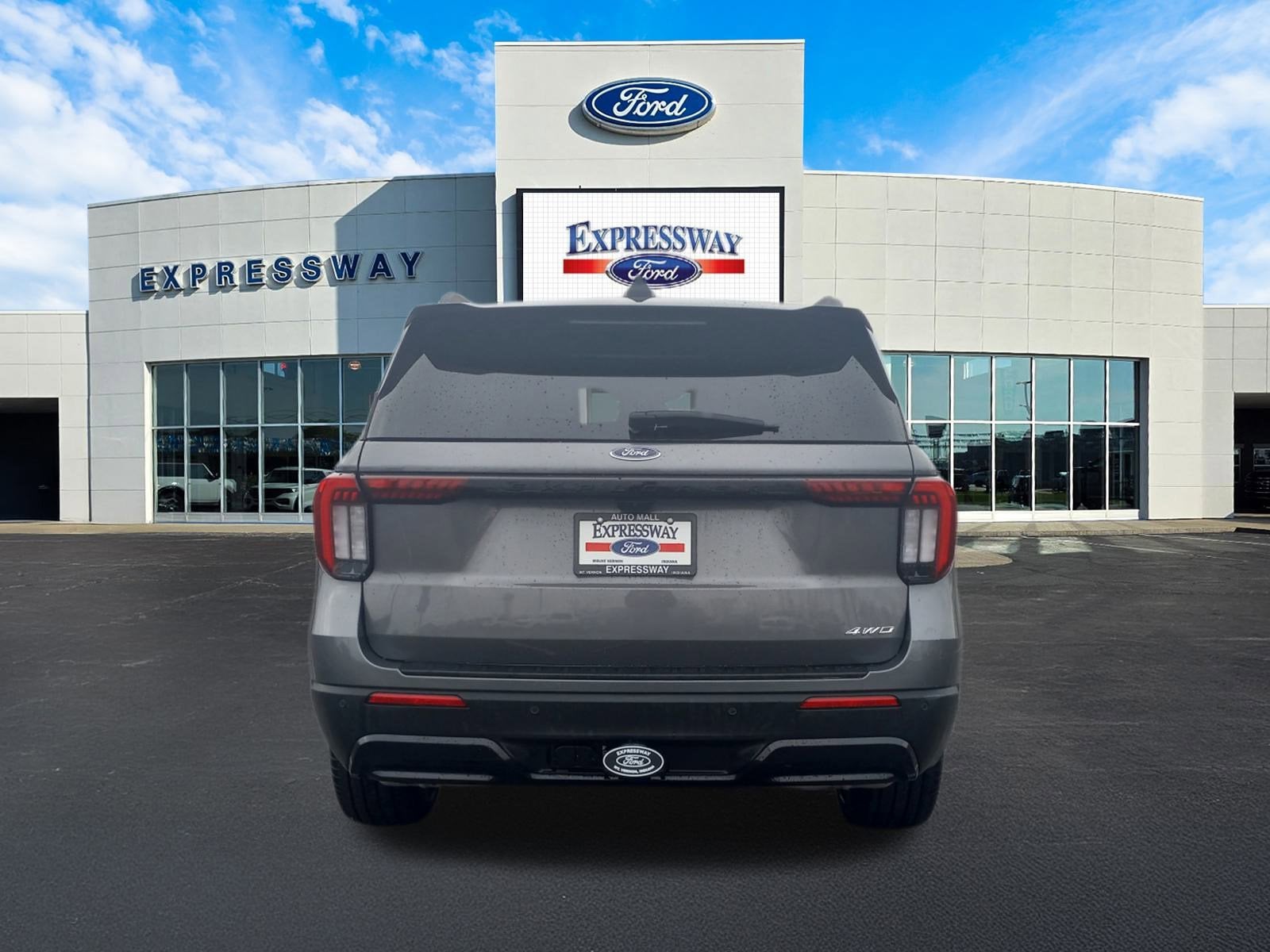 2025 Ford Explorer ST-Line