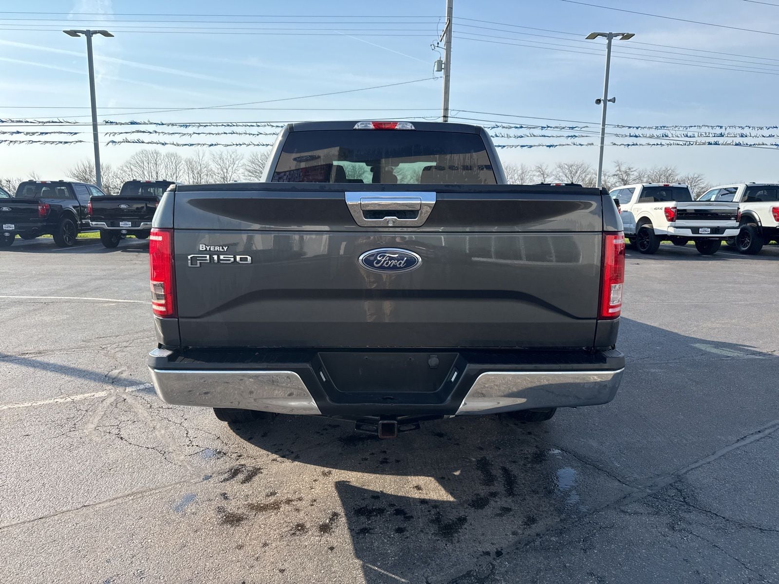 2016 Ford F-150 2WD SuperCrew 145" XLT
