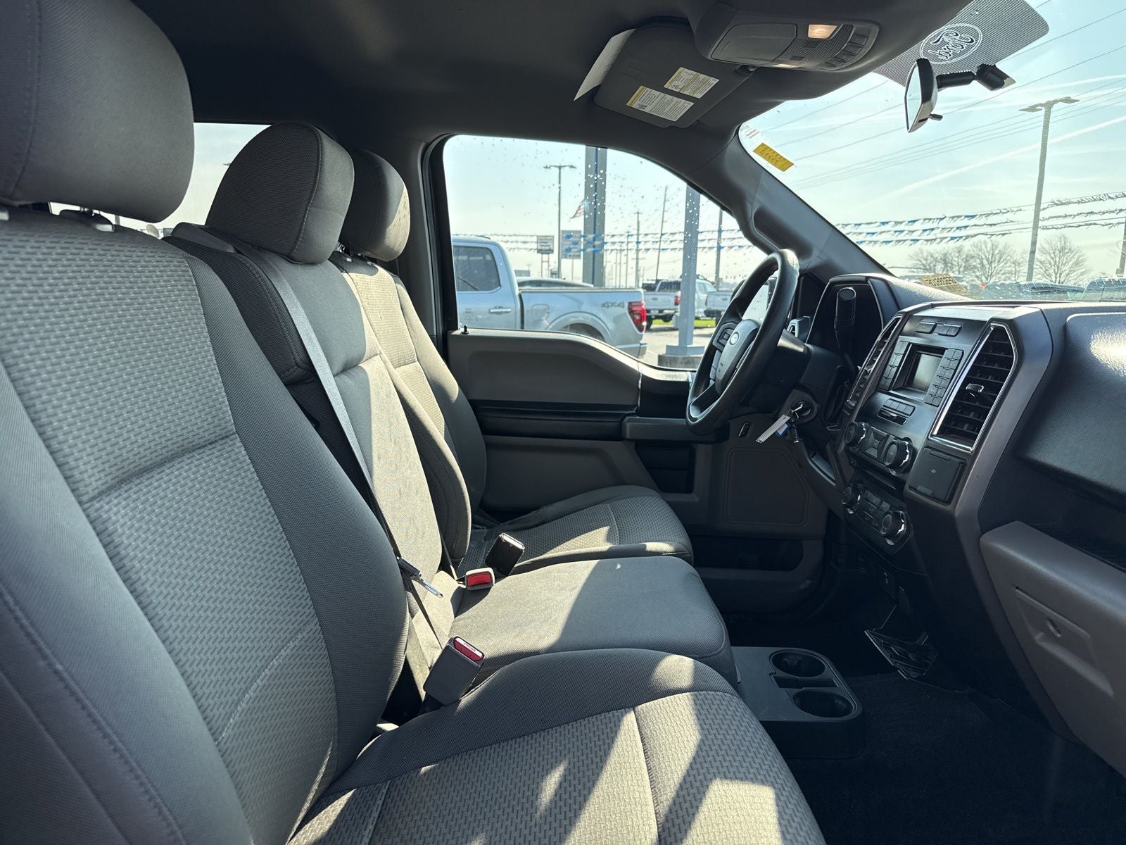 2016 Ford F-150 2WD SuperCrew 145" XLT