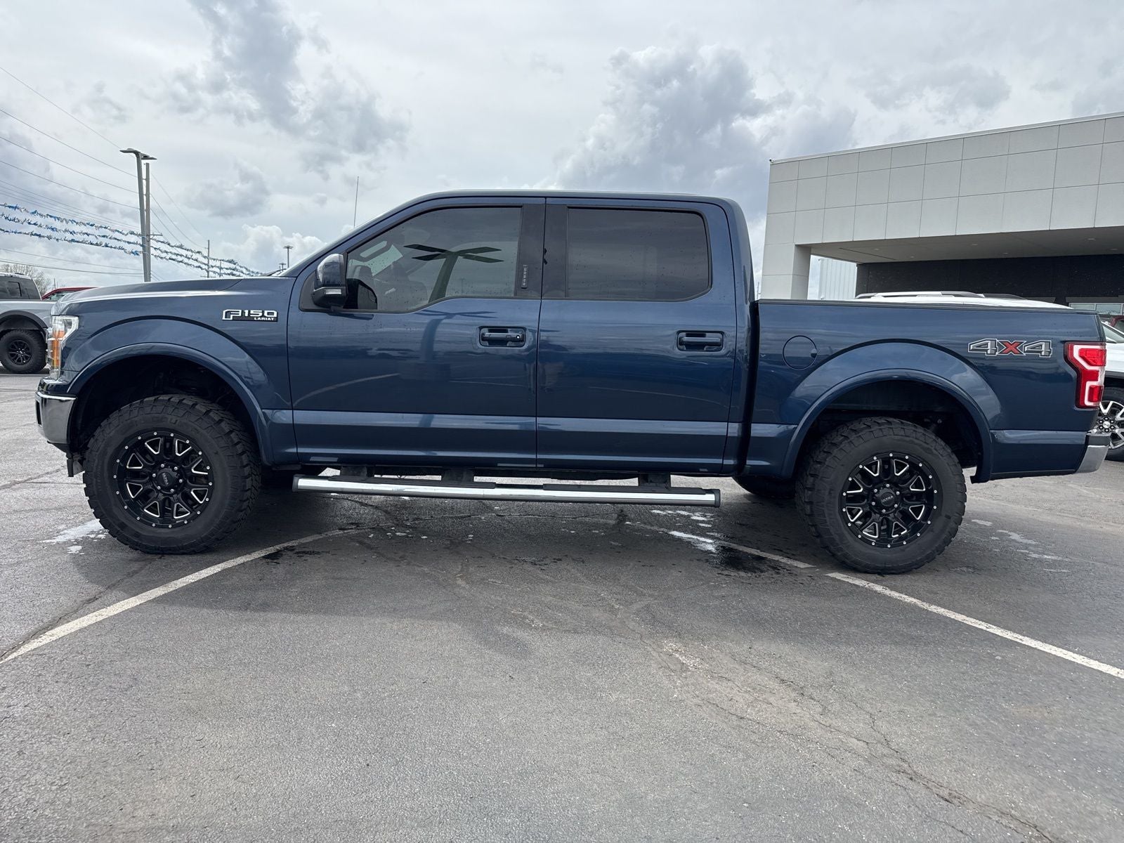 2019 Ford F-150 LARIAT 4WD SuperCrew 5.5' Box