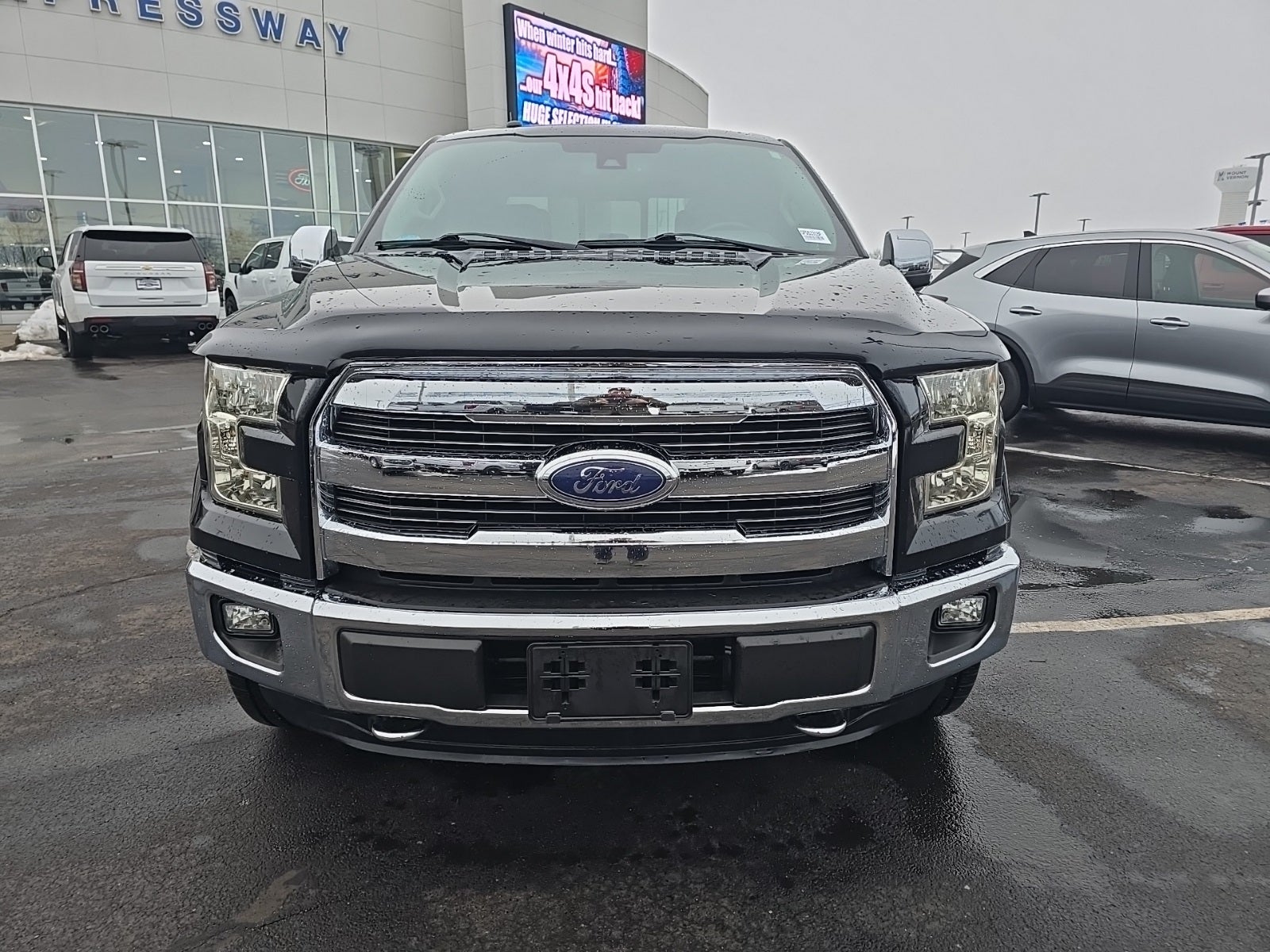 2016 Ford F-150 4WD SuperCrew 145" Lariat