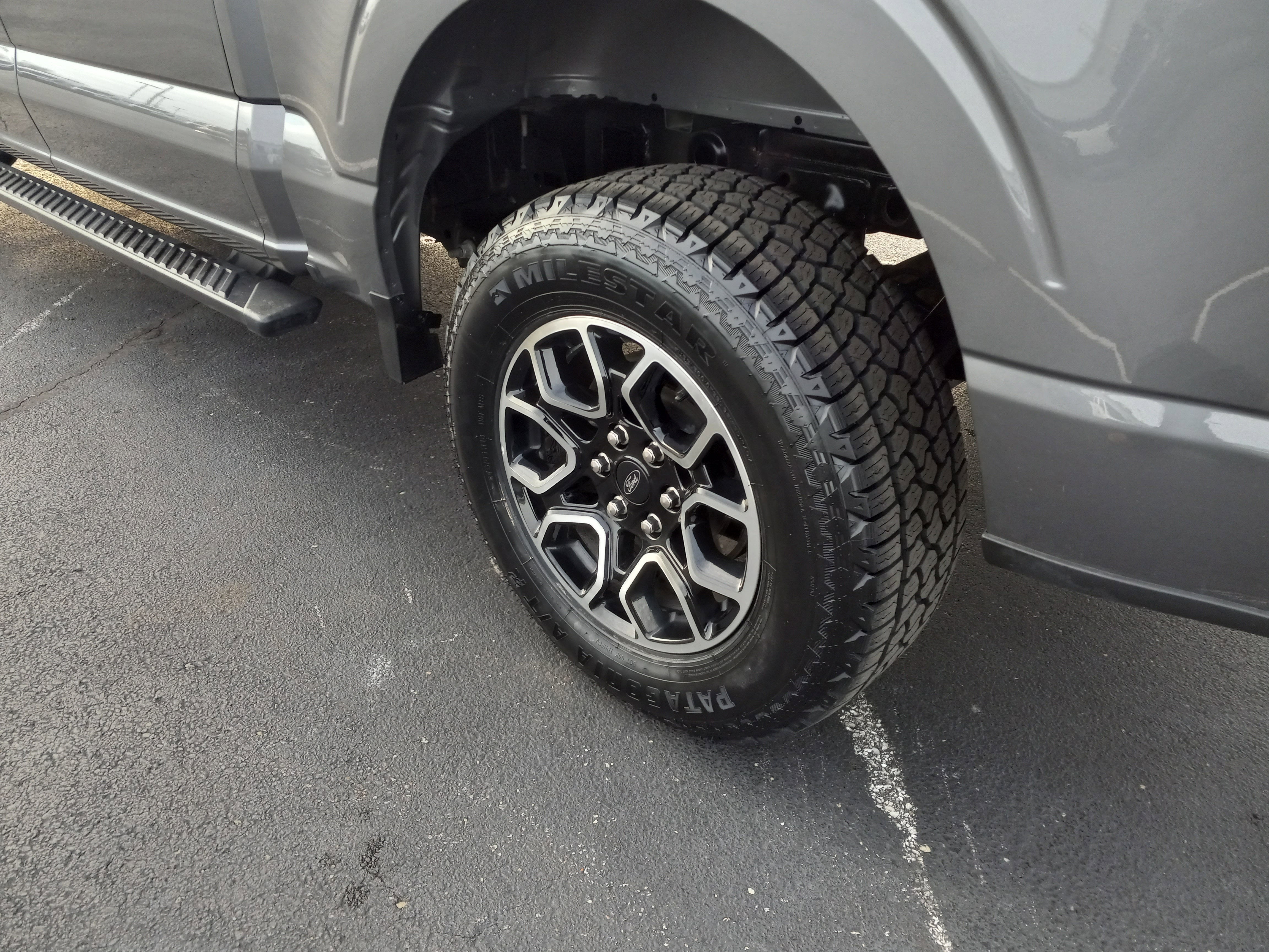 2023 Ford F-150 XLT 4WD SuperCrew 5.5' Box