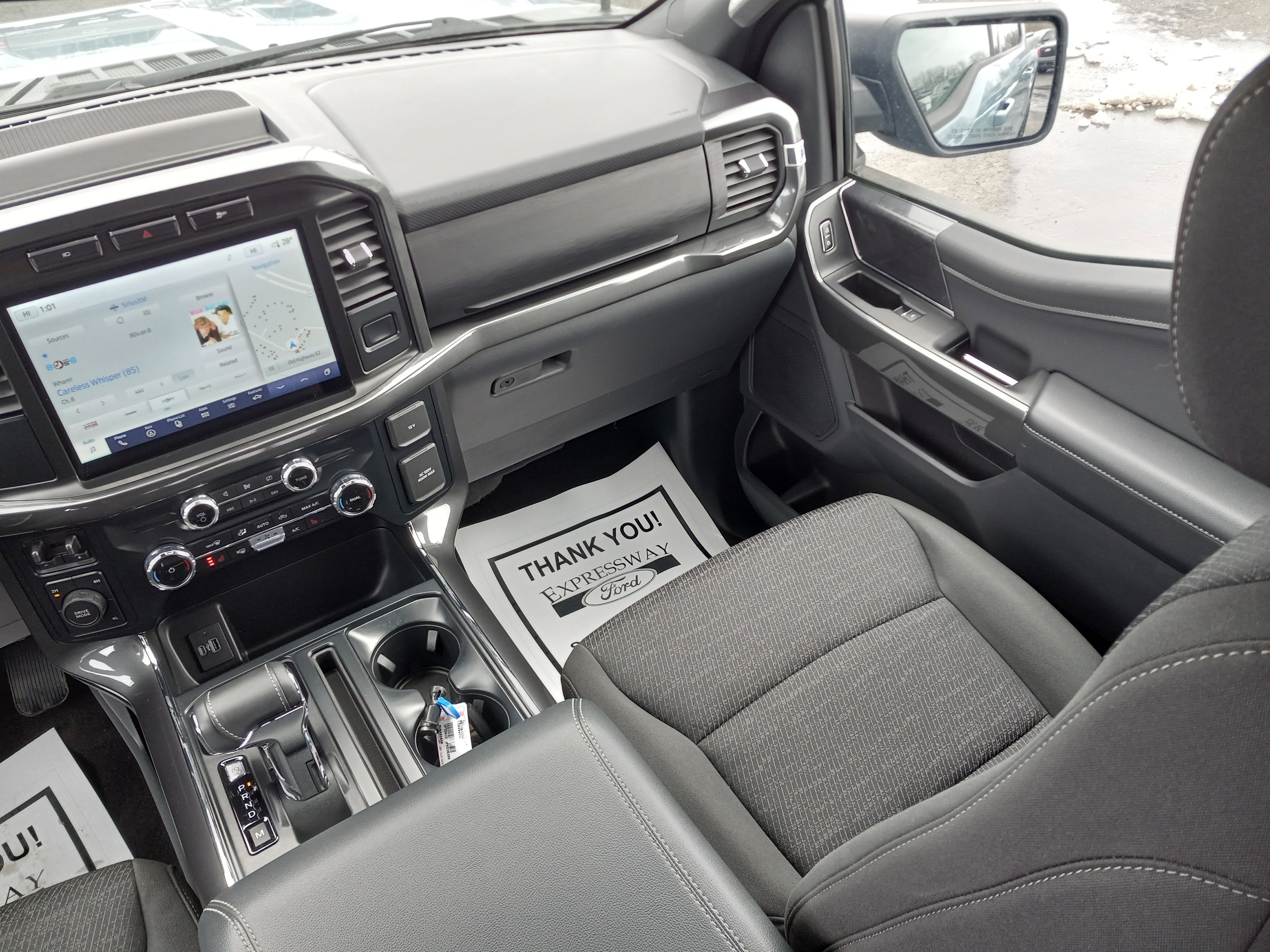 2023 Ford F-150 XLT 4WD SuperCrew 5.5' Box