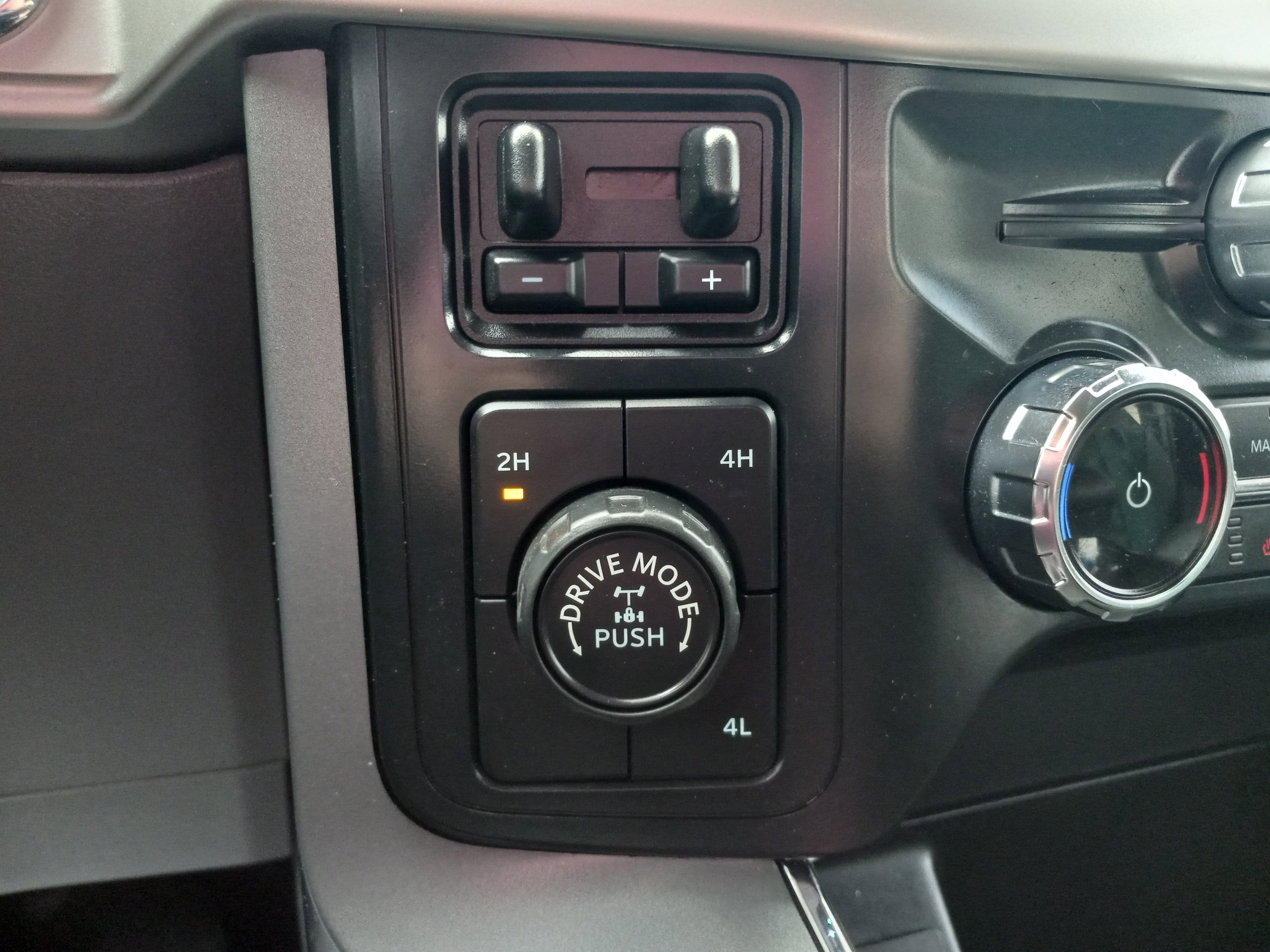 2022 Ford F-150 XLT 4WD SuperCrew 5.5' Box