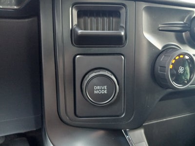 2025 Ford F-150 STX 2WD SuperCrew 5.5' Box