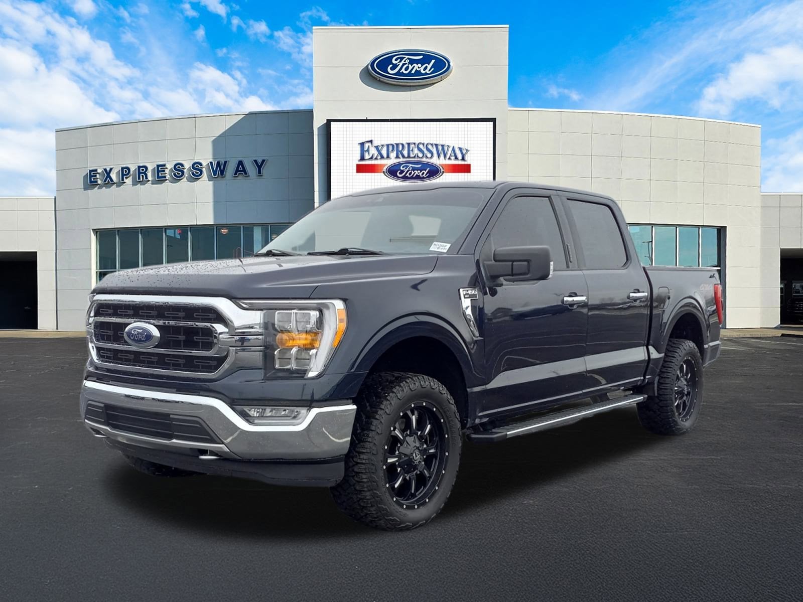 2021 Ford F-150 XLT 4WD SuperCrew 5.5' Box