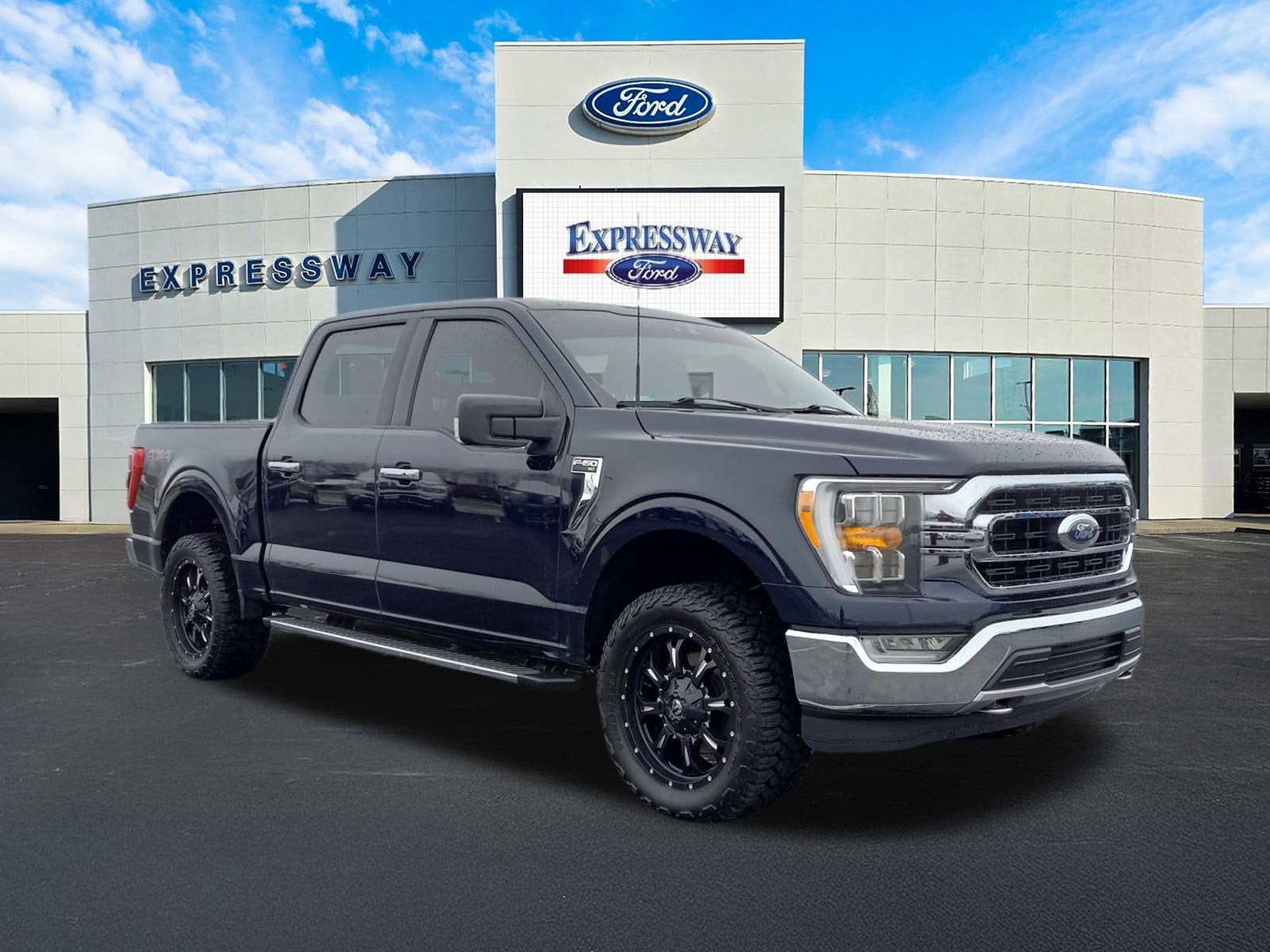 2021 Ford F-150 XLT 4WD SuperCrew 5.5' Box