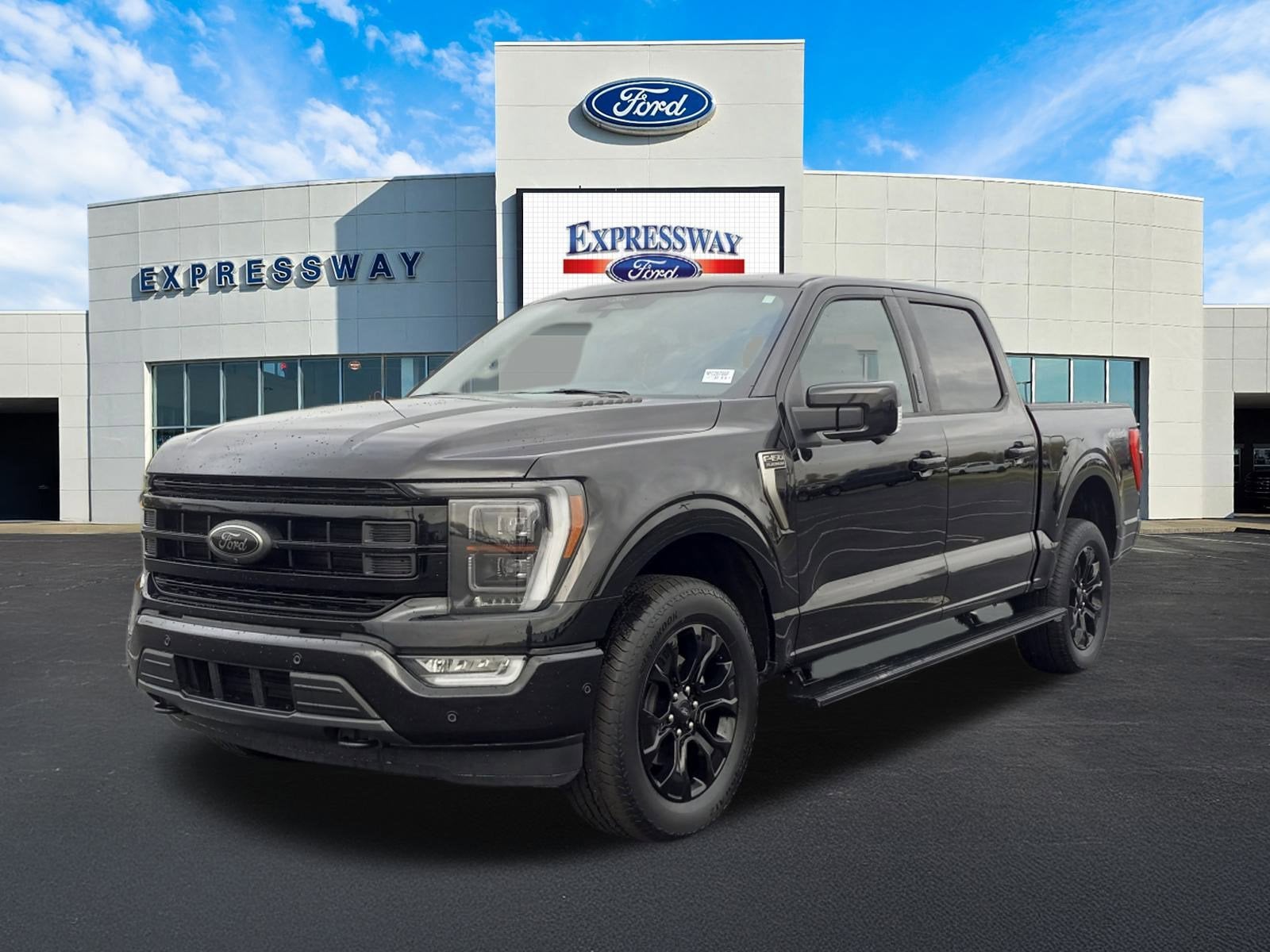 2022 Ford F-150 Platinum 4WD SuperCrew 5.5' Box