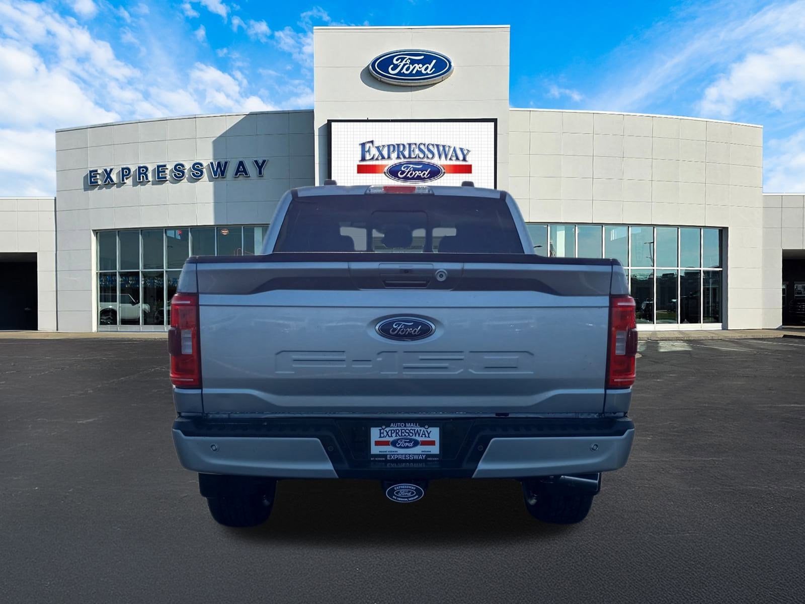 2023 Ford F-150 XLT 4WD SuperCrew 5.5' Box