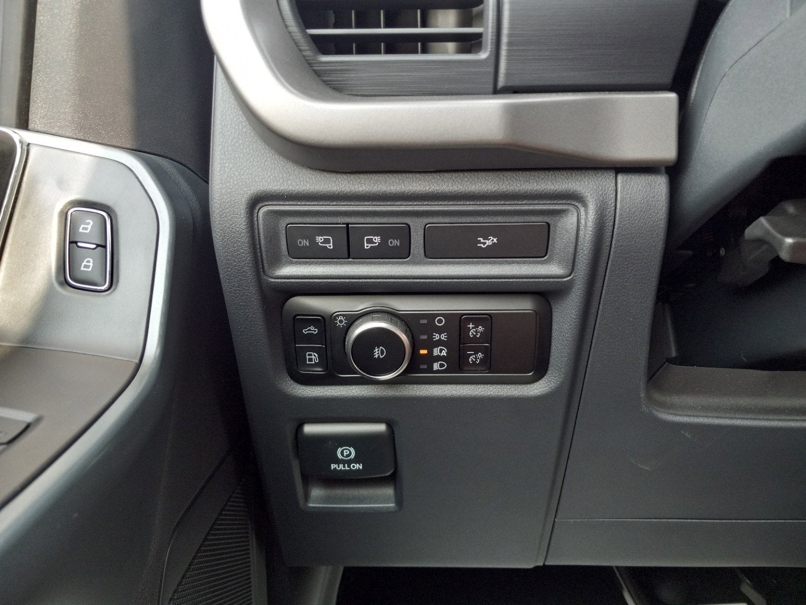 2024 Ford F-150 XLT 4WD SuperCrew 5.5' Box