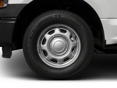 2016 Ford F-150 2WD Reg Cab 122.5" XL