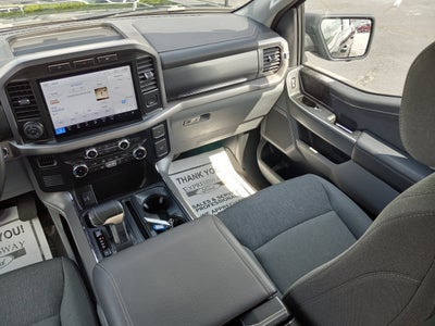 2024 Ford F-150 Lightning XLT 4WD SuperCrew 5.5' Box