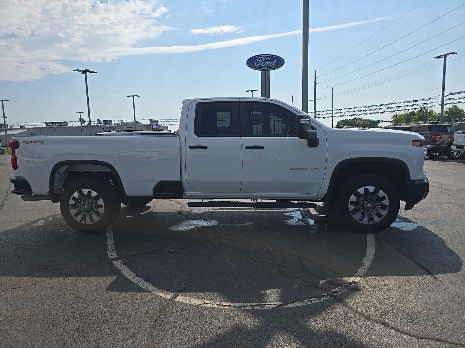 2024 Chevrolet Silverado 2500HD Custom