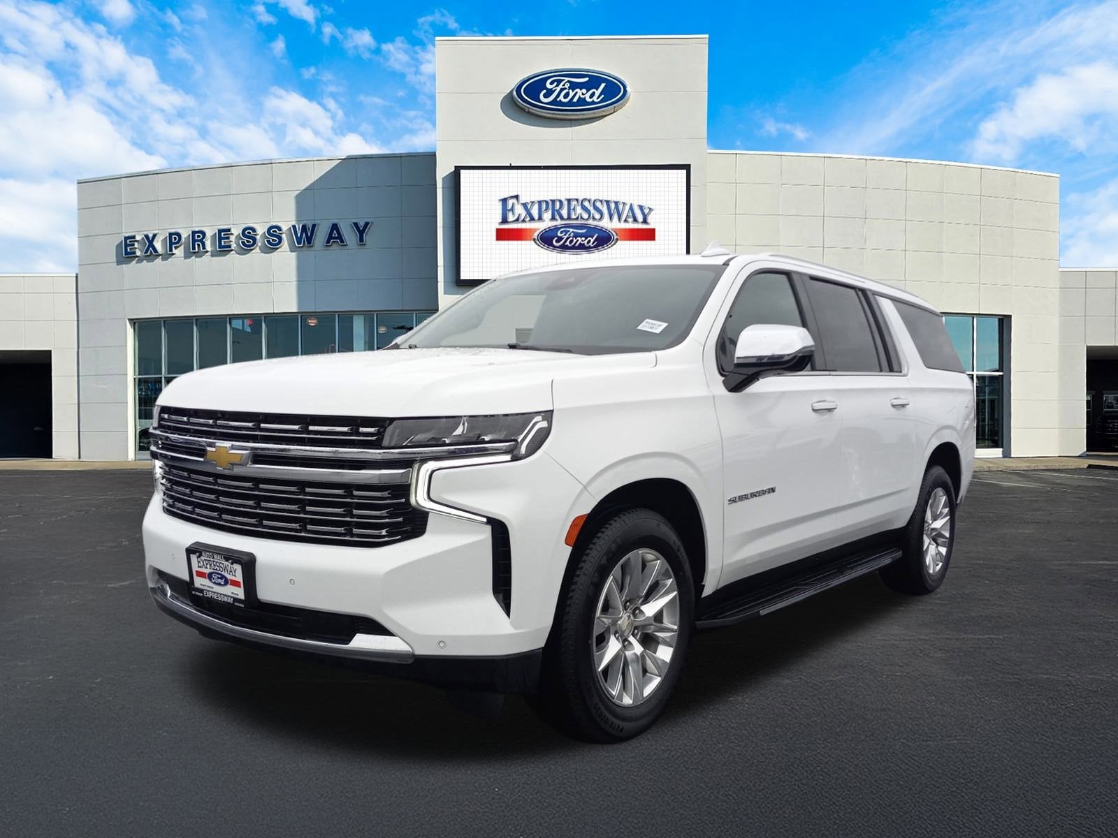 2023 Chevrolet Suburban Premier