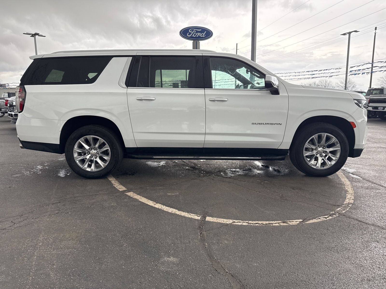 2023 Chevrolet Suburban Premier