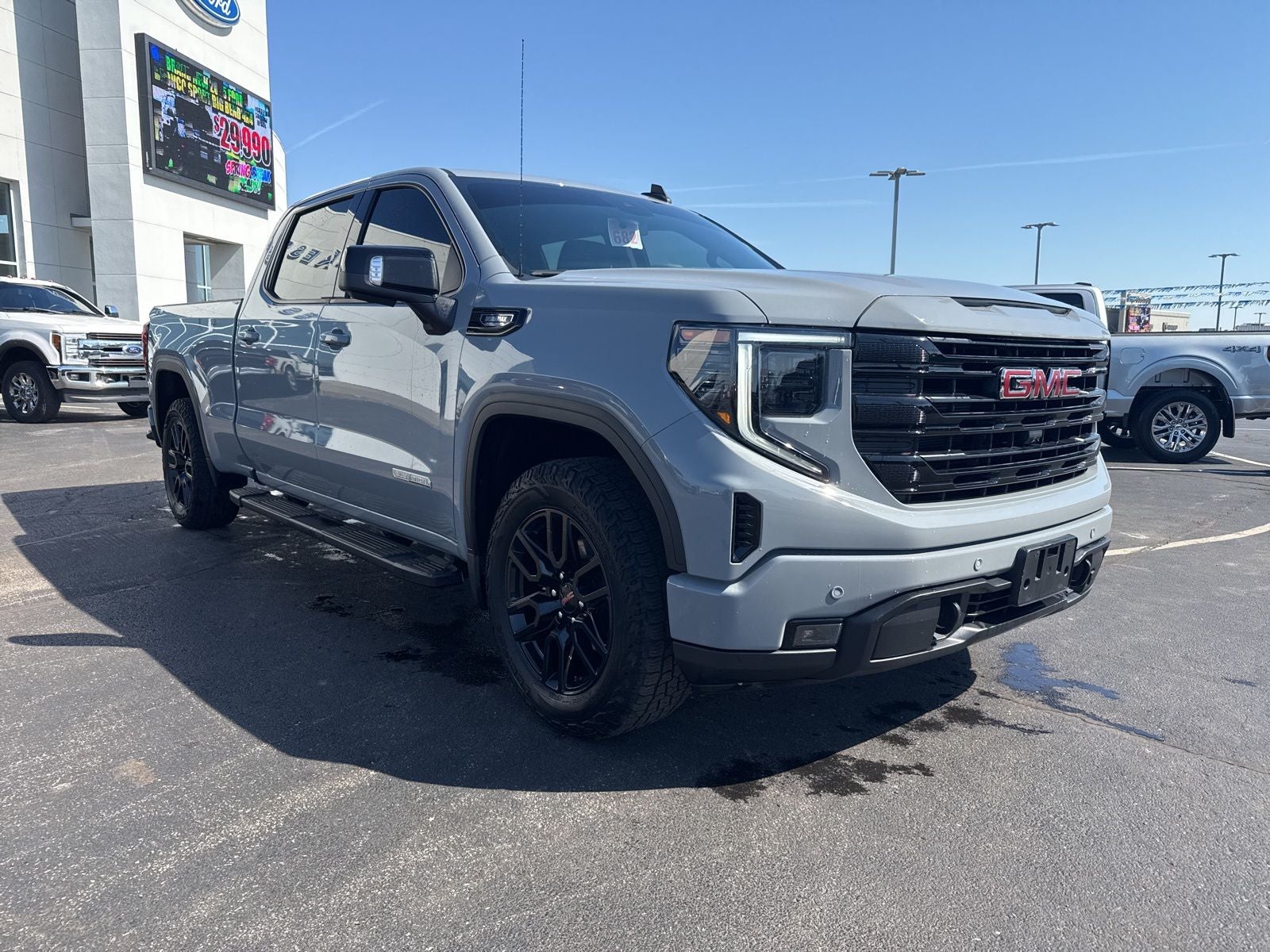 2024 GMC Sierra 1500 Elevation