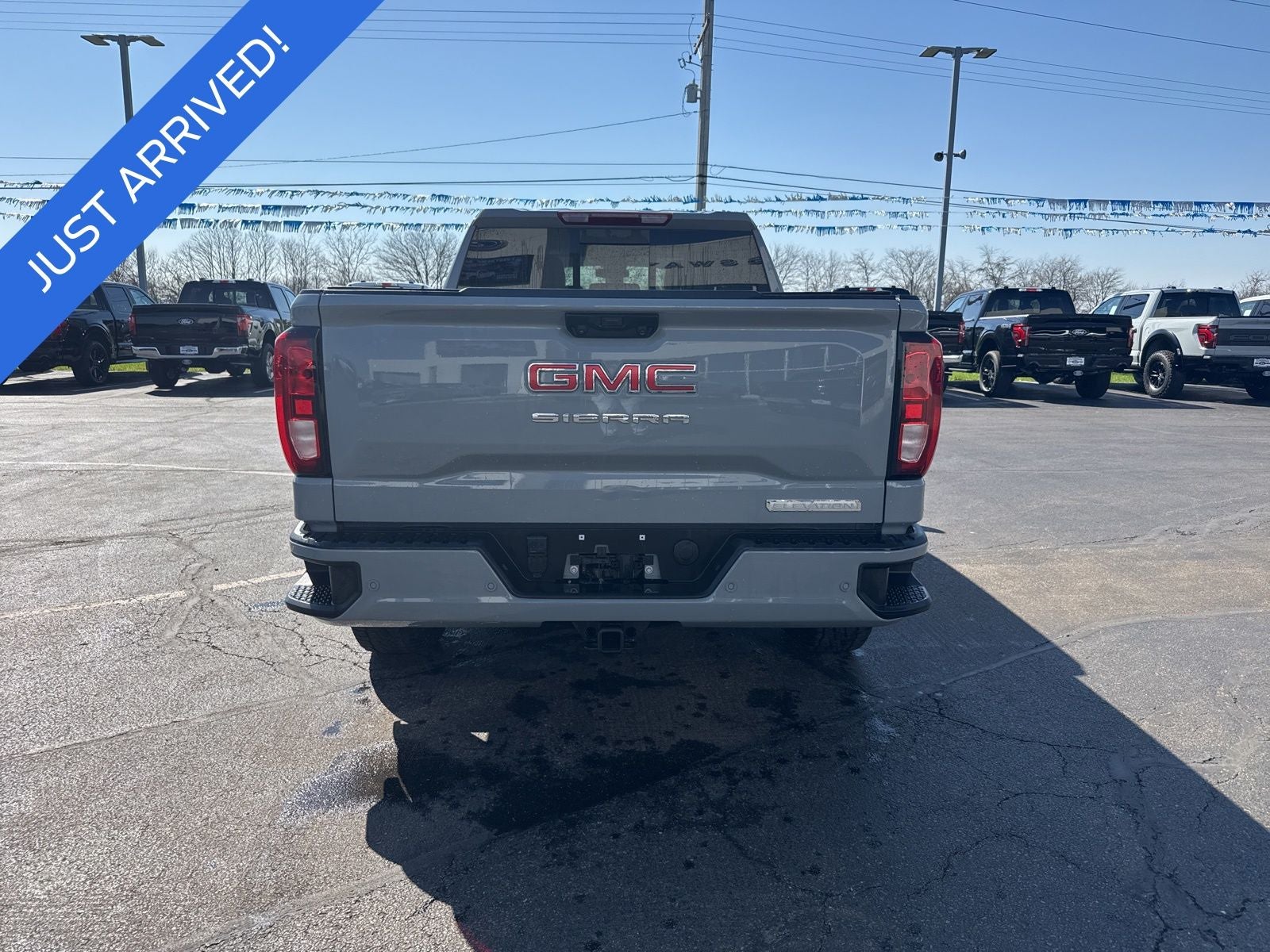 2024 GMC Sierra 1500 Elevation