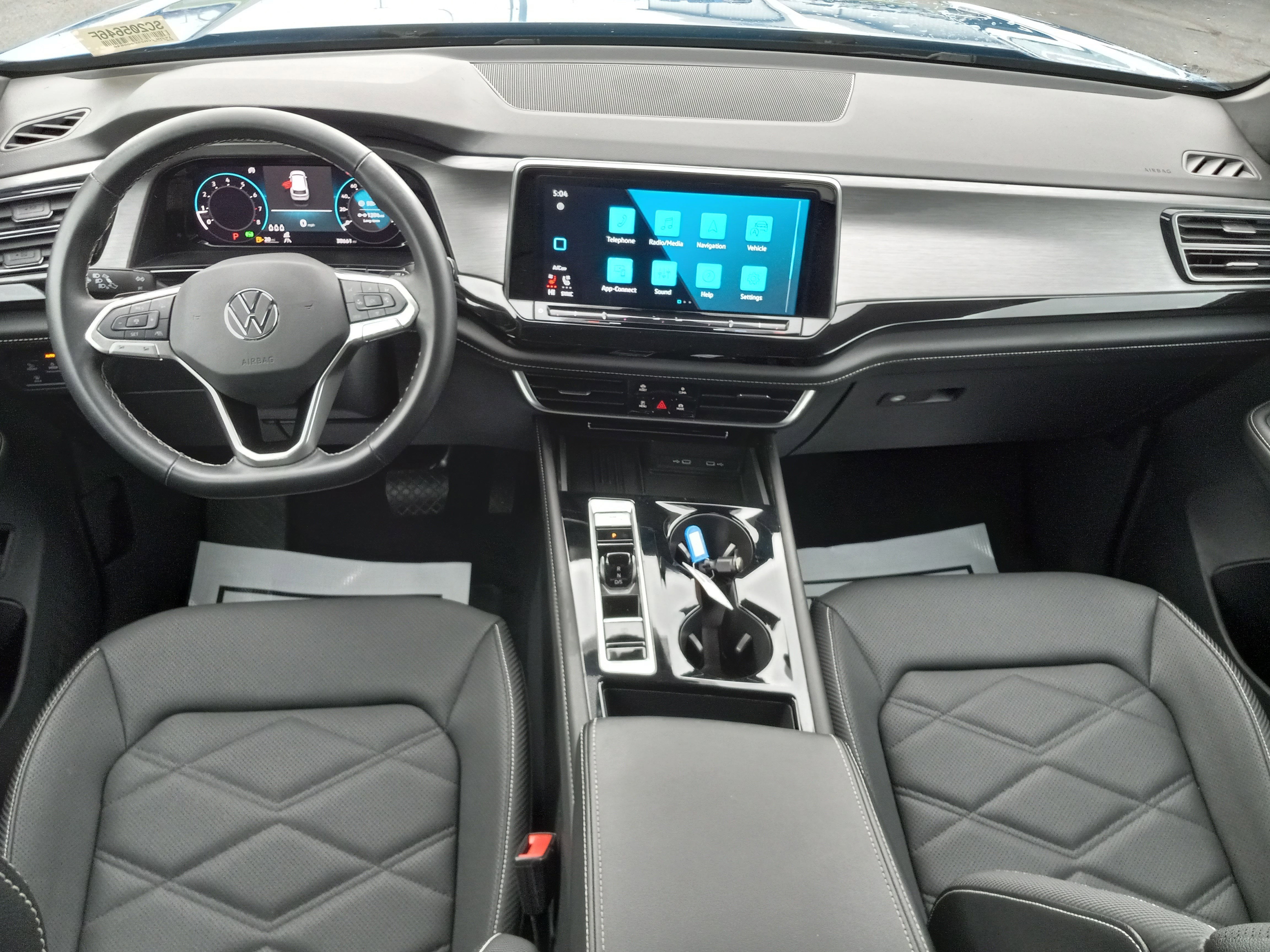 2025 Volkswagen Atlas Cross Sport 2.0T SE w/Technology