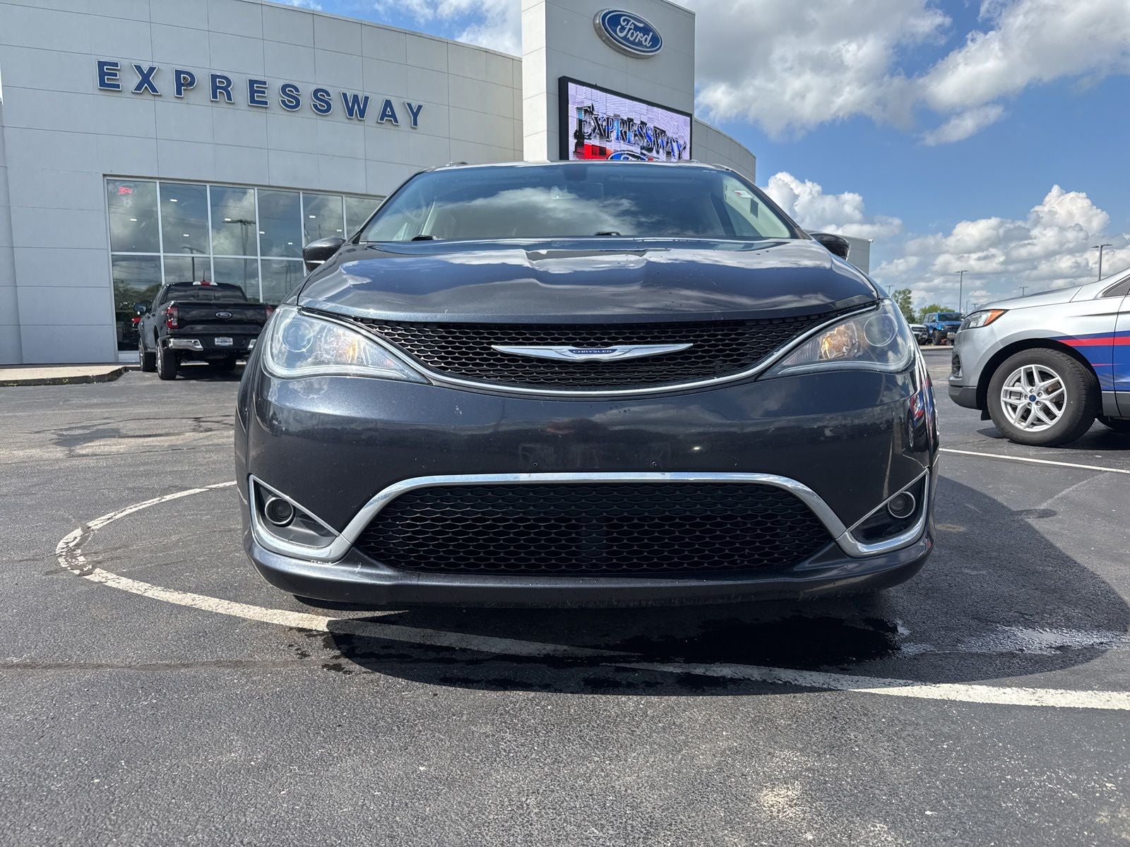 2020 Chrysler Pacifica Touring L