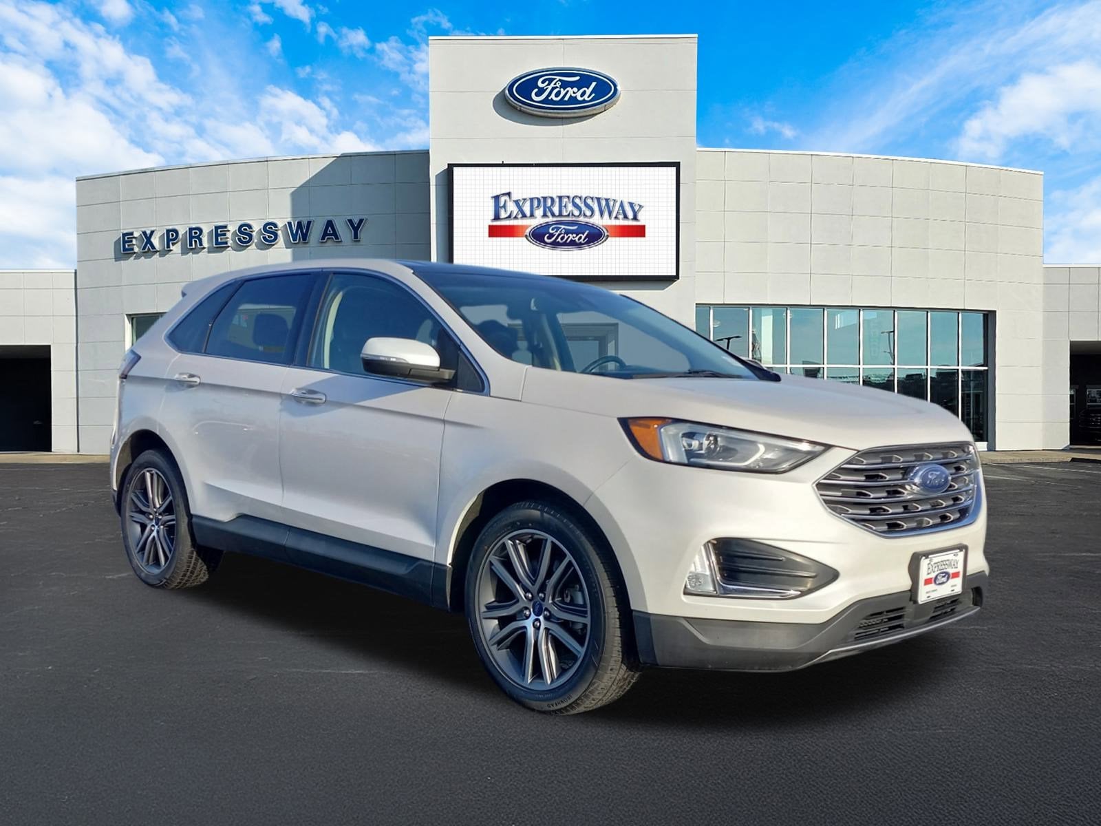 2019 Ford Edge Titanium