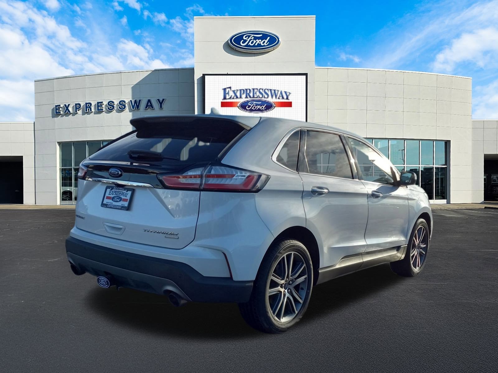 2019 Ford Edge Titanium