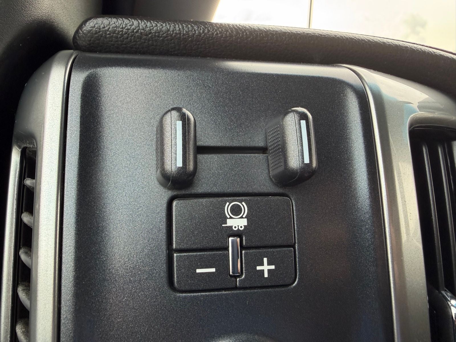 2018 Chevrolet Silverado 1500 LTZ 1LZ