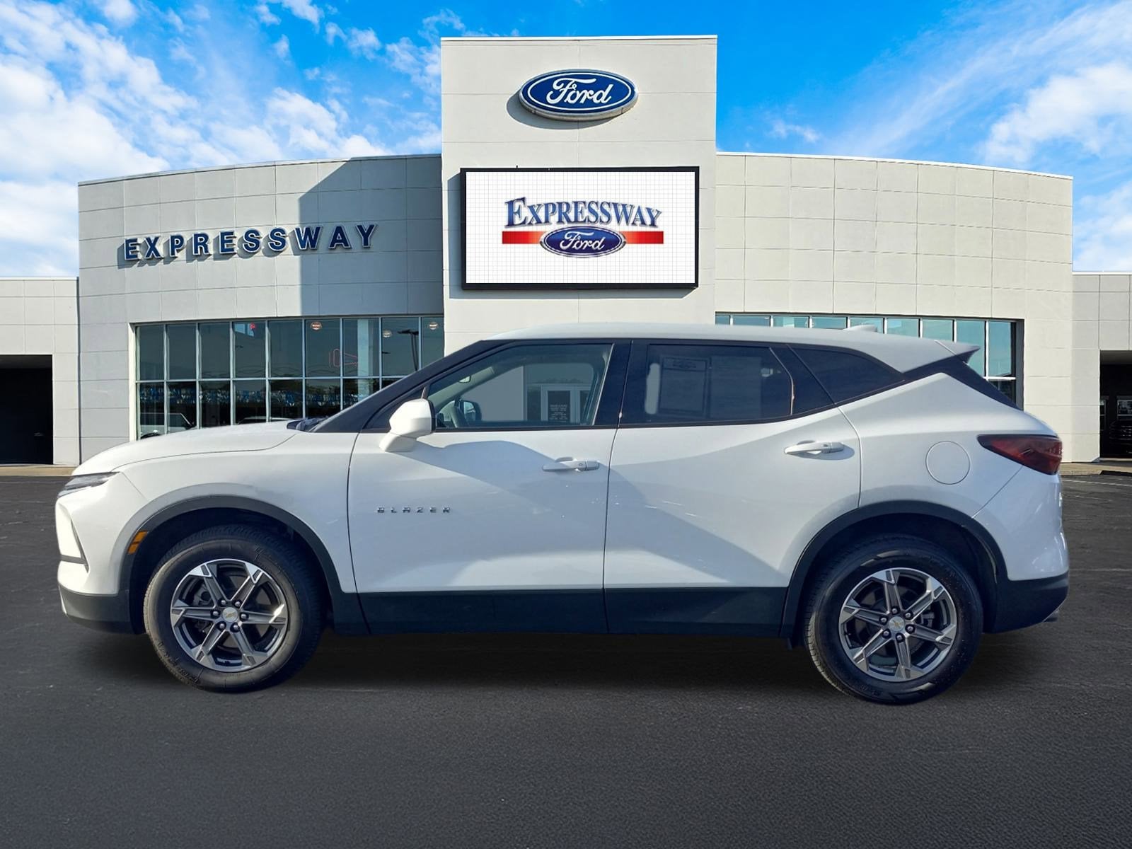 2023 Chevrolet Blazer LT