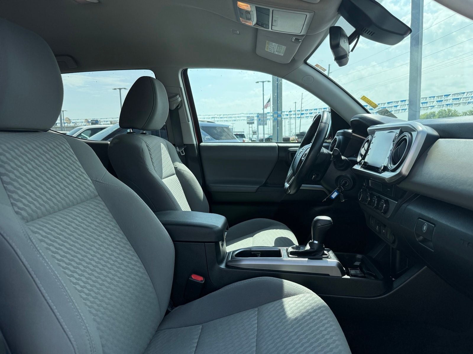 2022 Toyota Tacoma SR5 V6