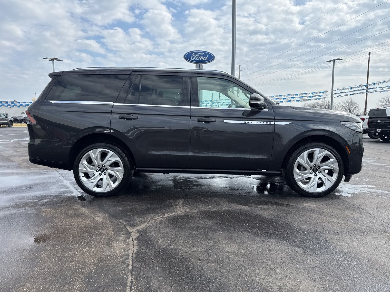 2025 Lincoln Navigator Reserve