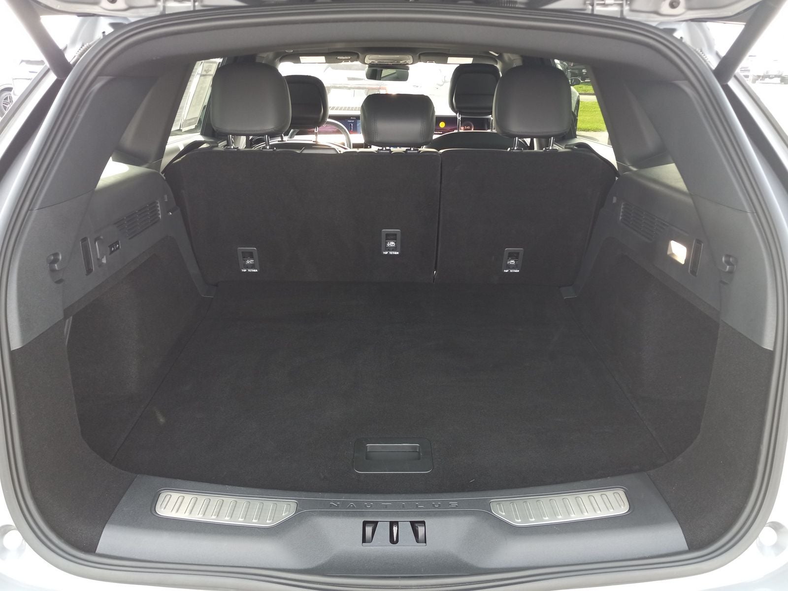 2025 Lincoln Nautilus Reserve