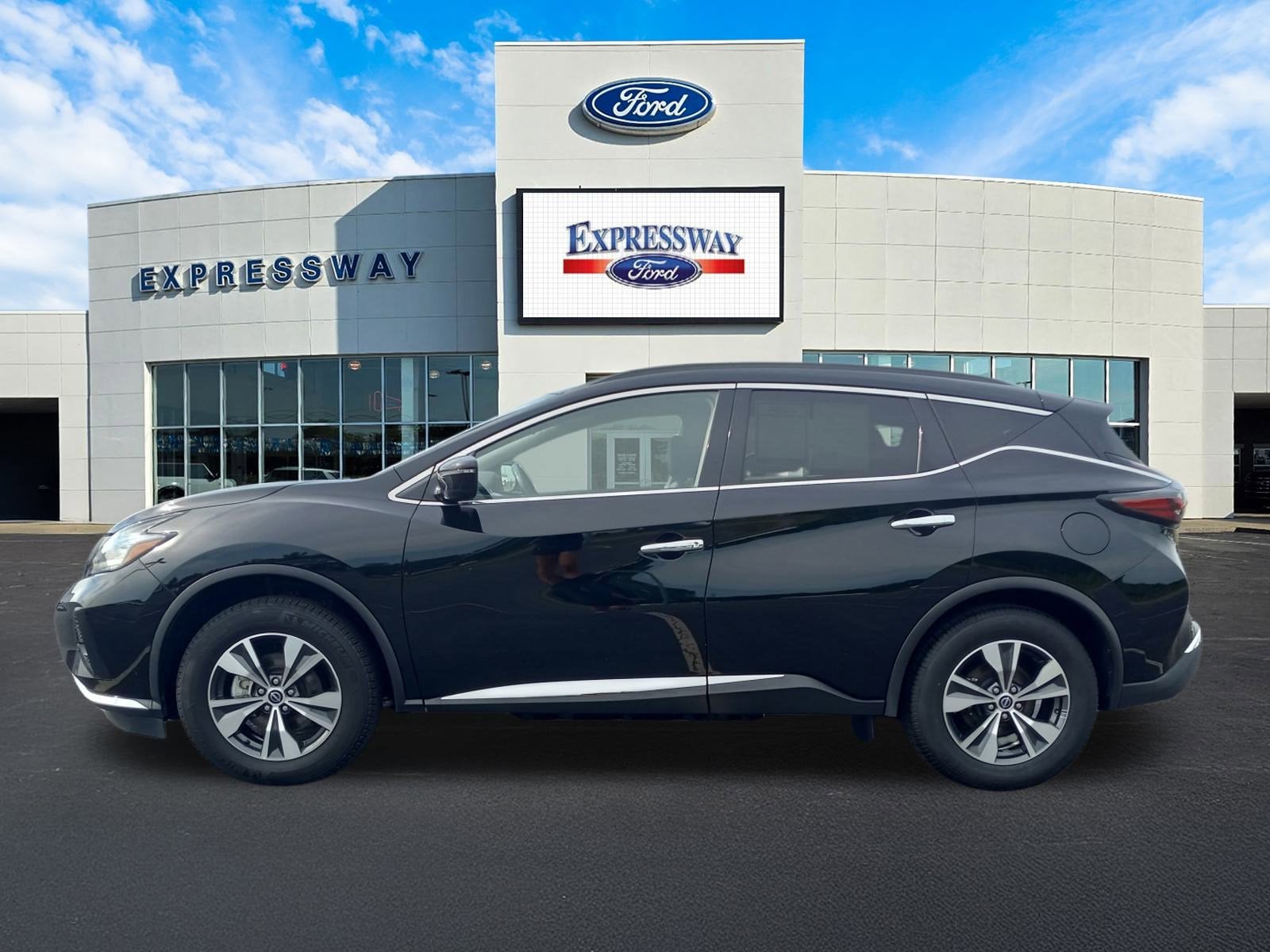 2023 Nissan Murano SV