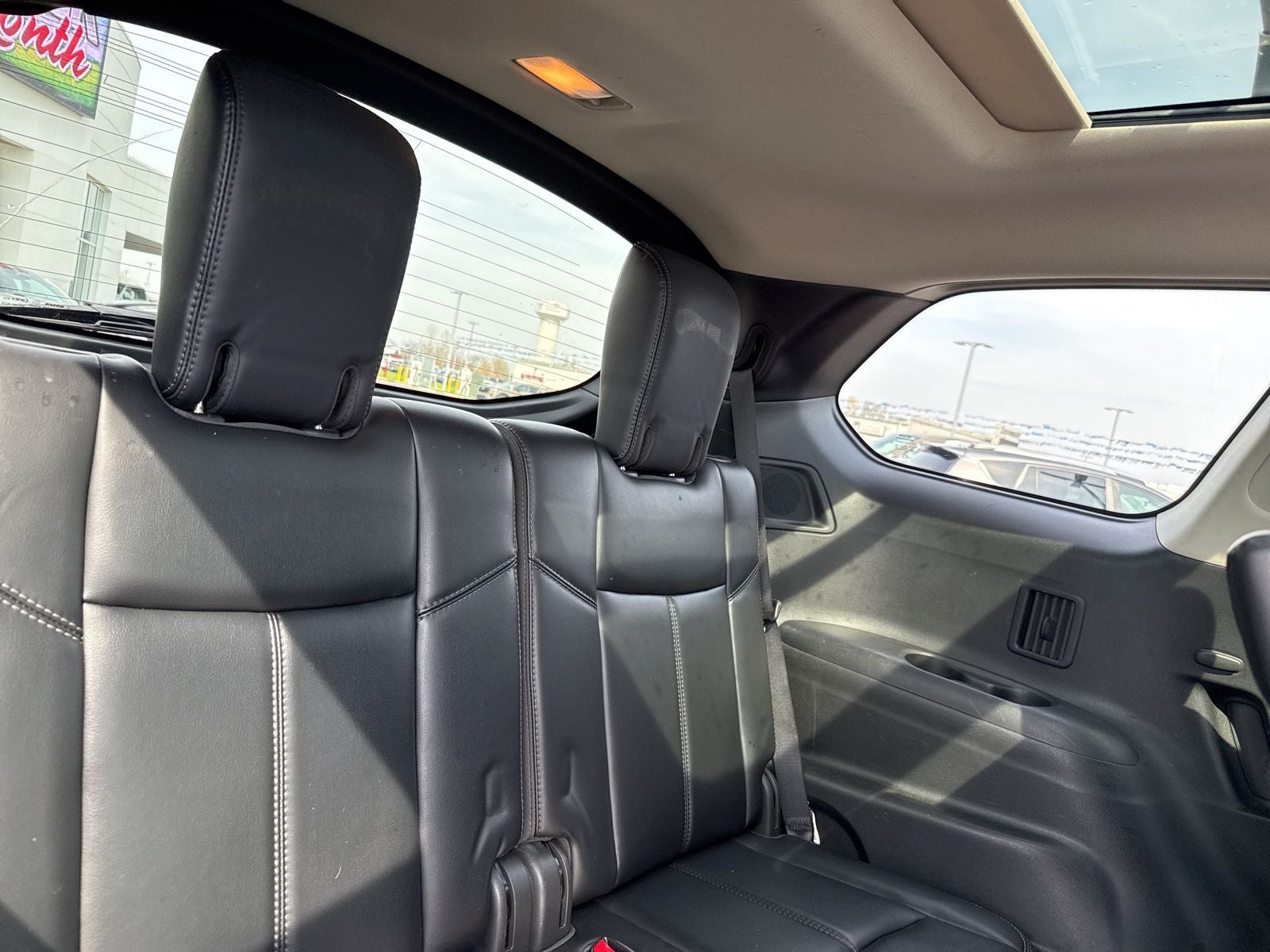 2017 Nissan Pathfinder SL