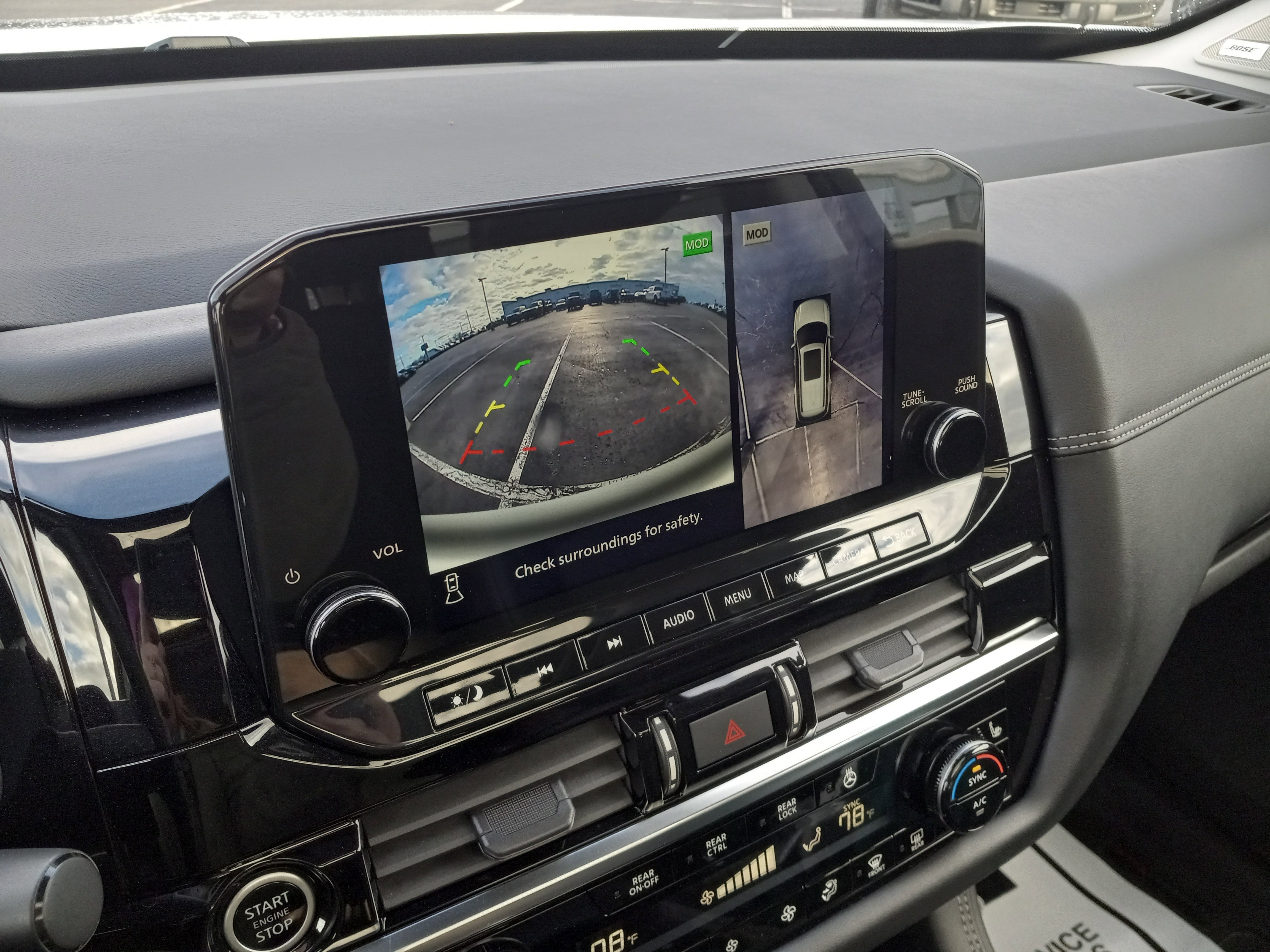 2023 Nissan Pathfinder Platinum