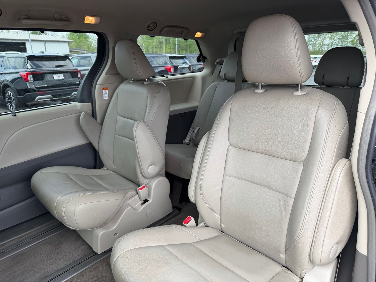 2015 Toyota Sienna XLE 7 Passenger