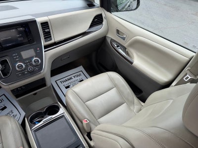 2015 Toyota Sienna XLE 7 Passenger