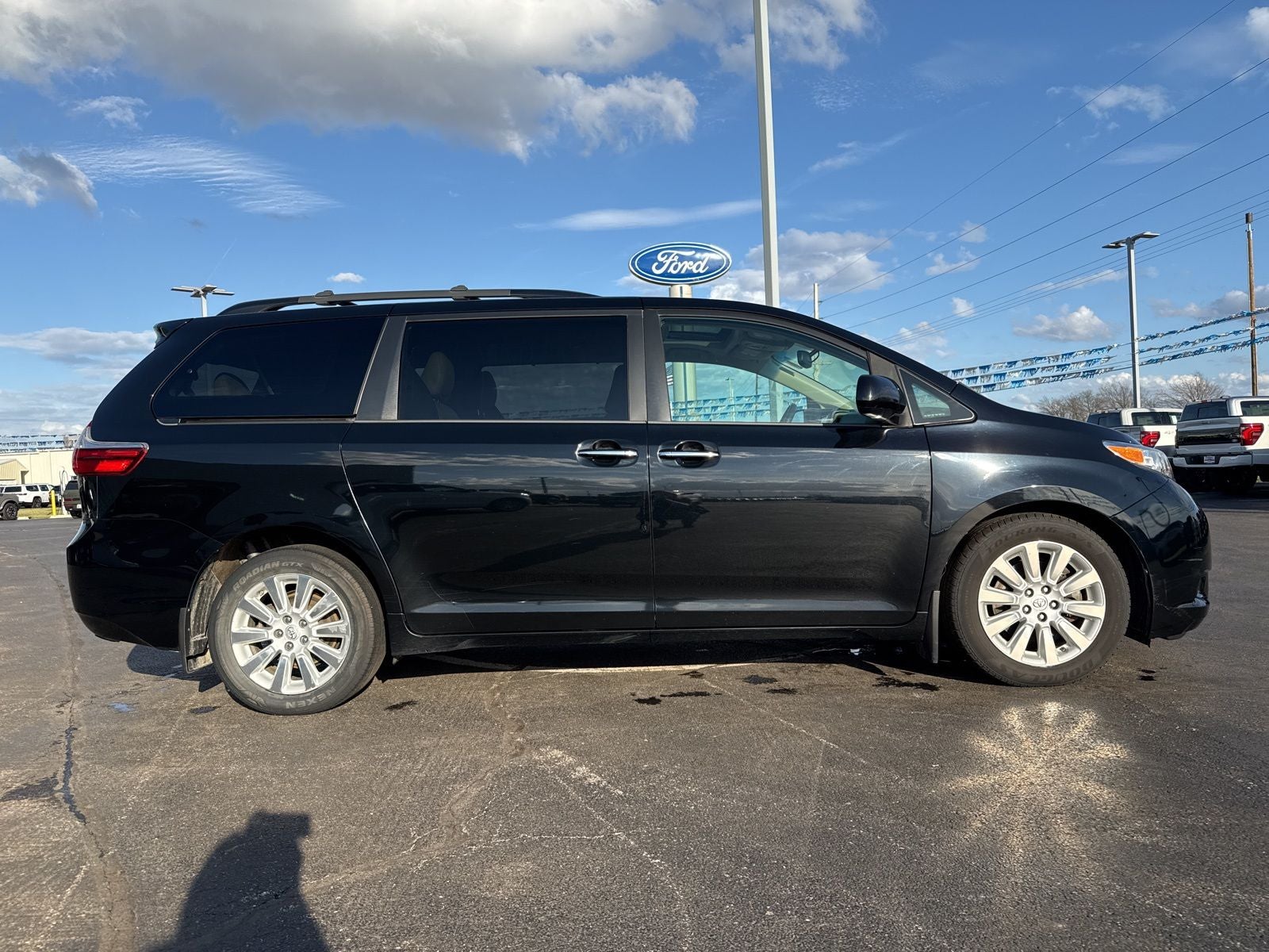 2015 Toyota Sienna Base