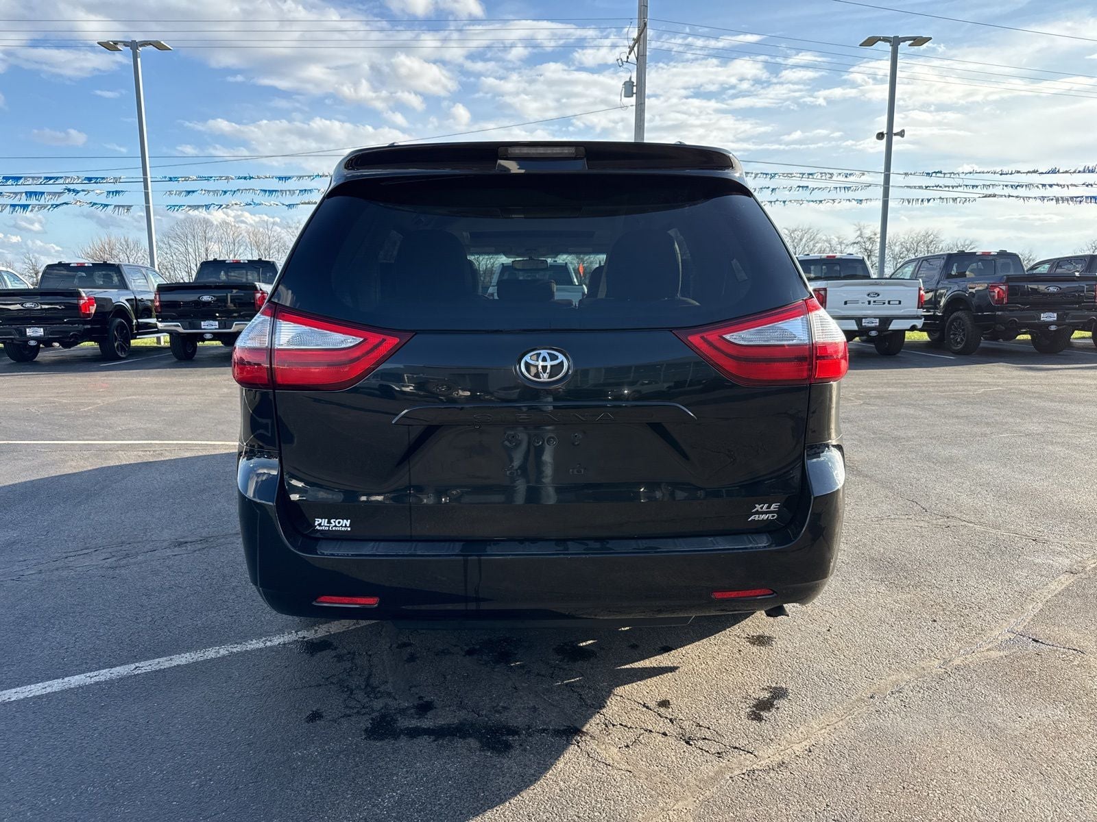 2015 Toyota Sienna Base