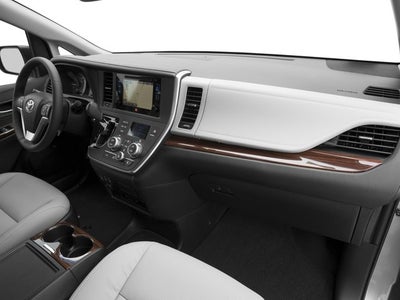 2017 Toyota Sienna XLE Premium 8 Passenger