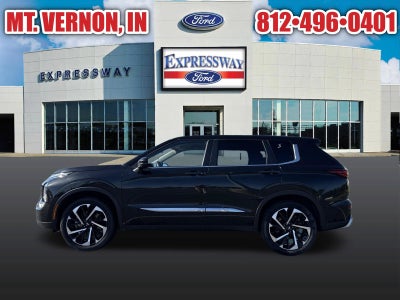 2023 Mitsubishi Outlander Base