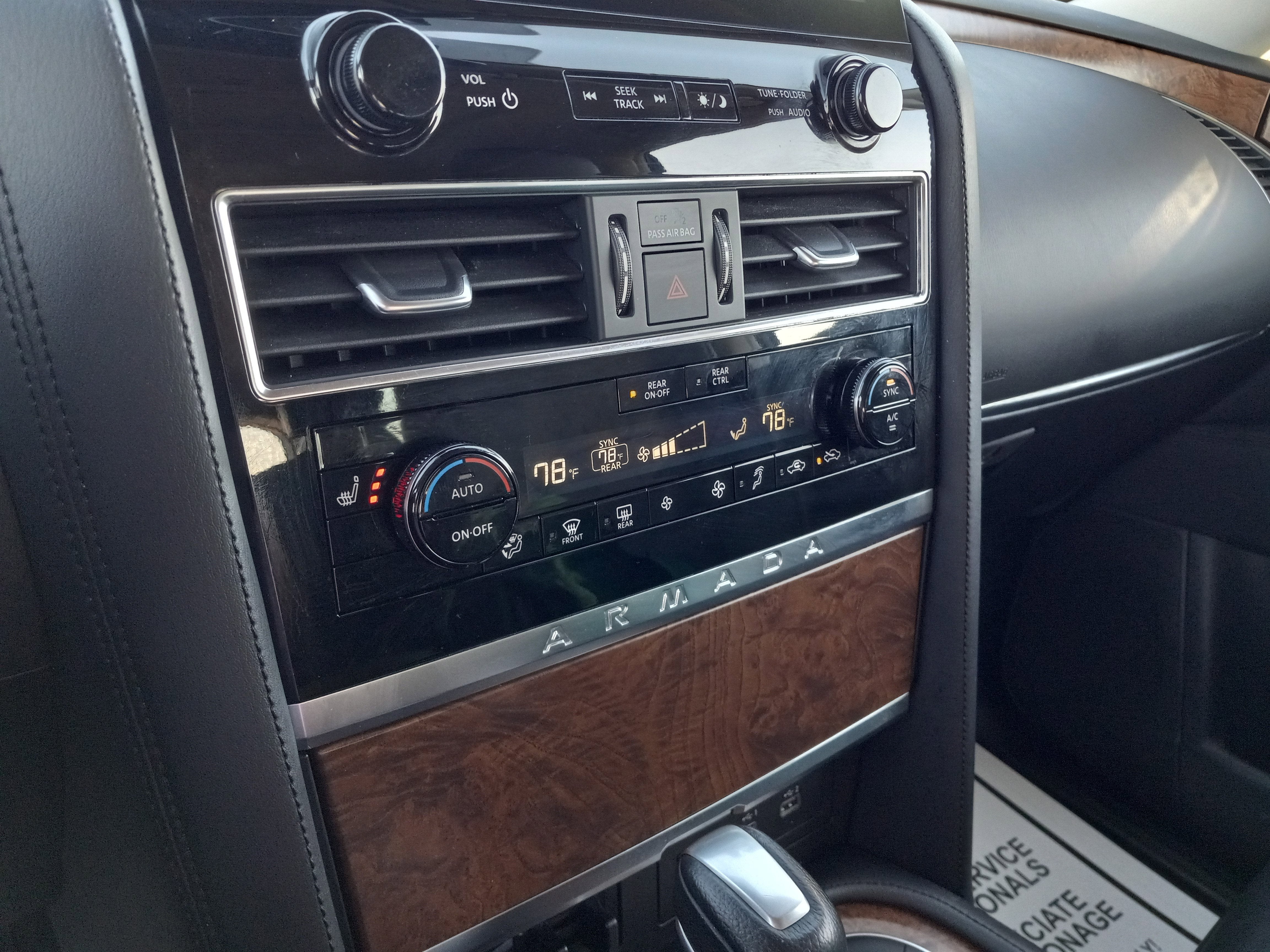 2023 Nissan Armada SL