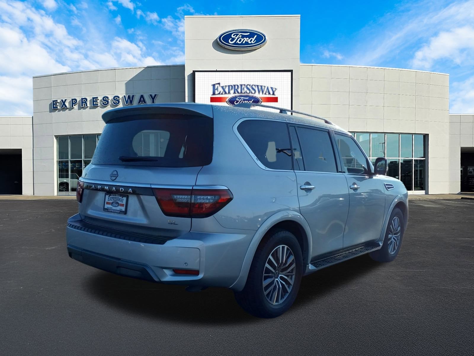 2023 Nissan Armada SL