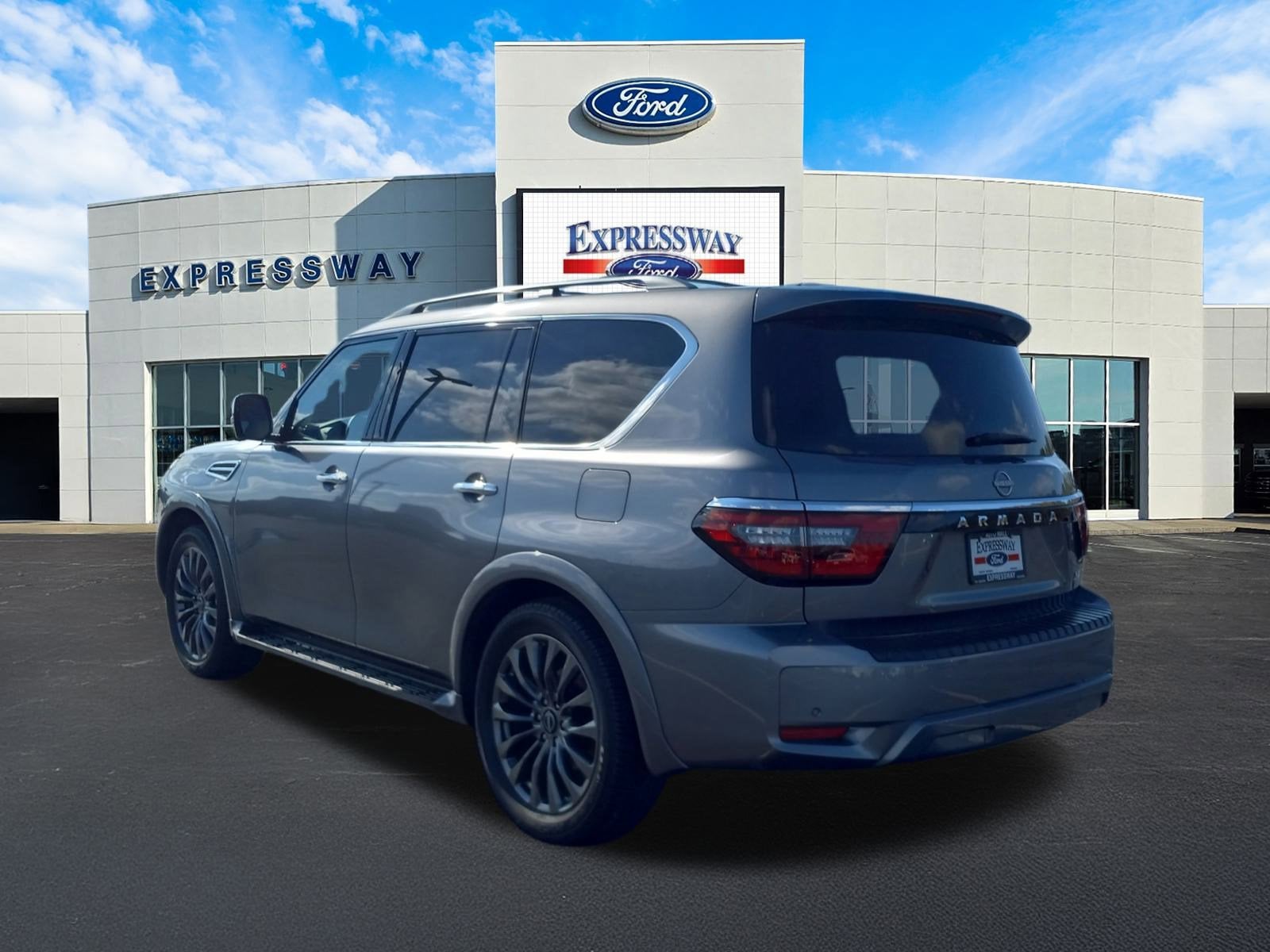 2024 Nissan Armada Platinum