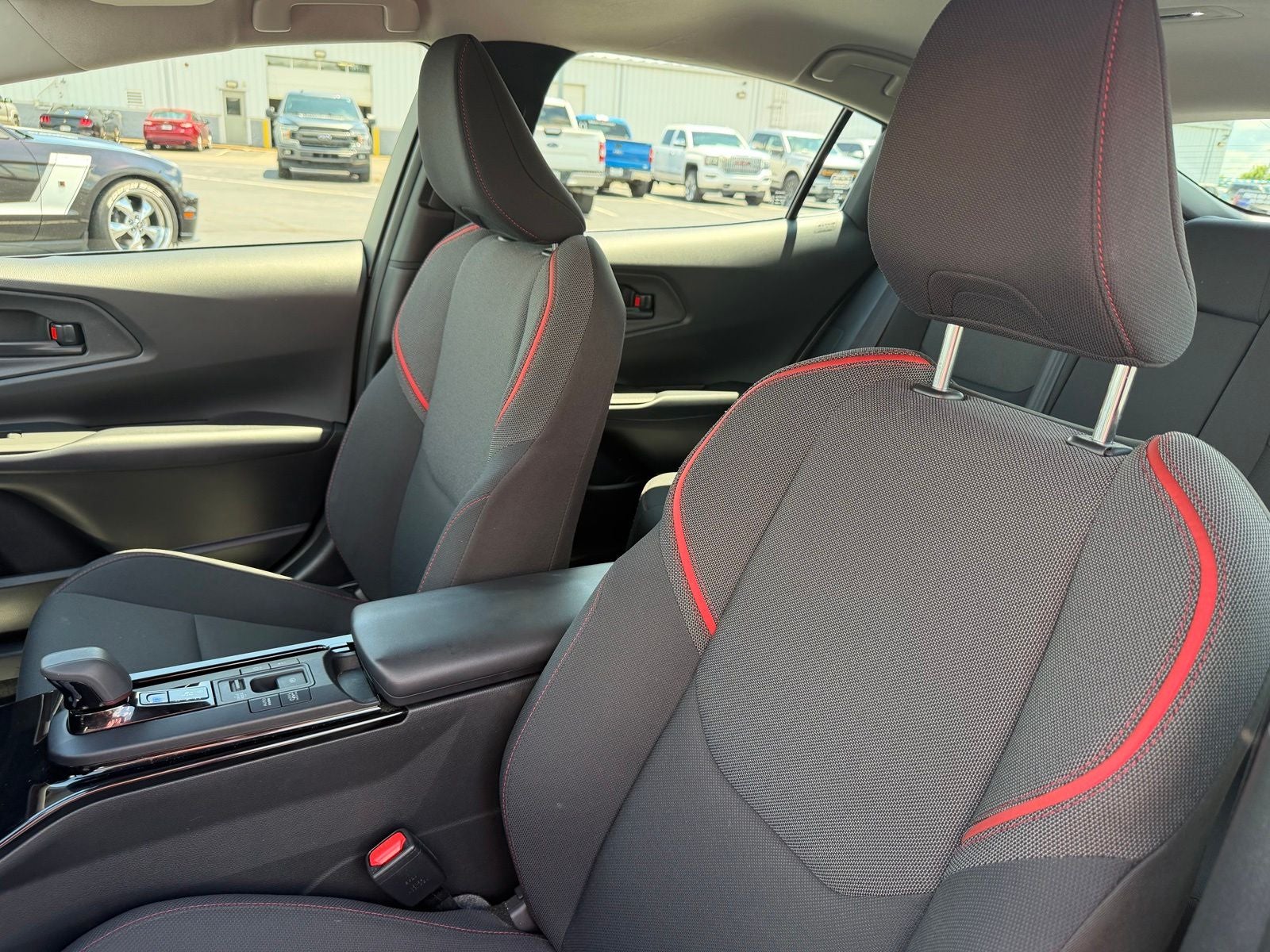 2024 Toyota Prius Prime SE