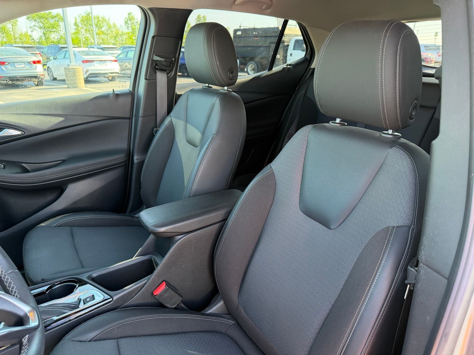 2022 Buick Encore GX Select