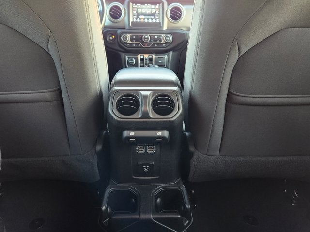 2020 Jeep Wrangler Sahara